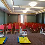 Elite Palace